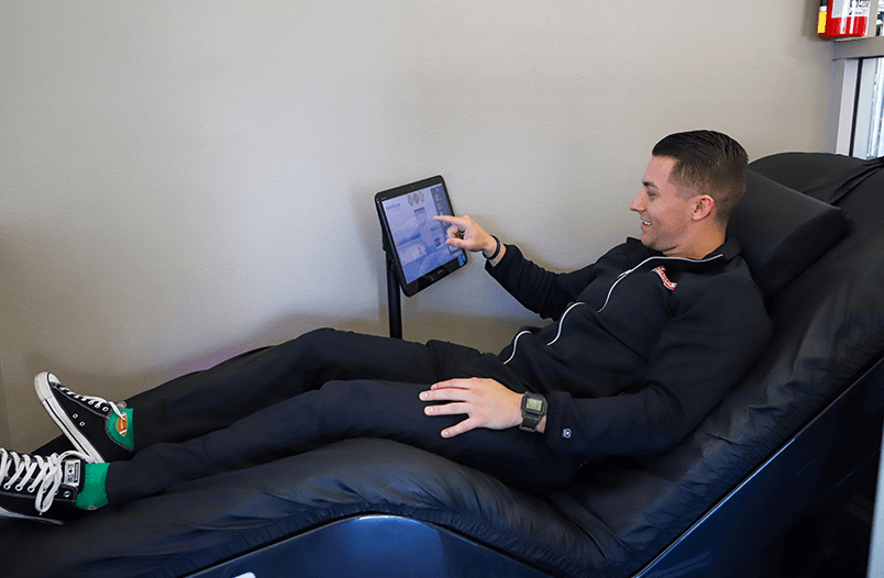 Vim + Vigor Hydromassage Chair for Muscle Recovery